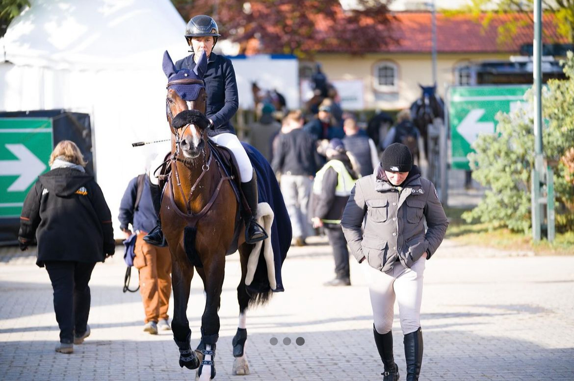 Luigi D’Eclipse & Uma O’Neill taking the 7th place in the CSI3* Opening Class in Hagen!